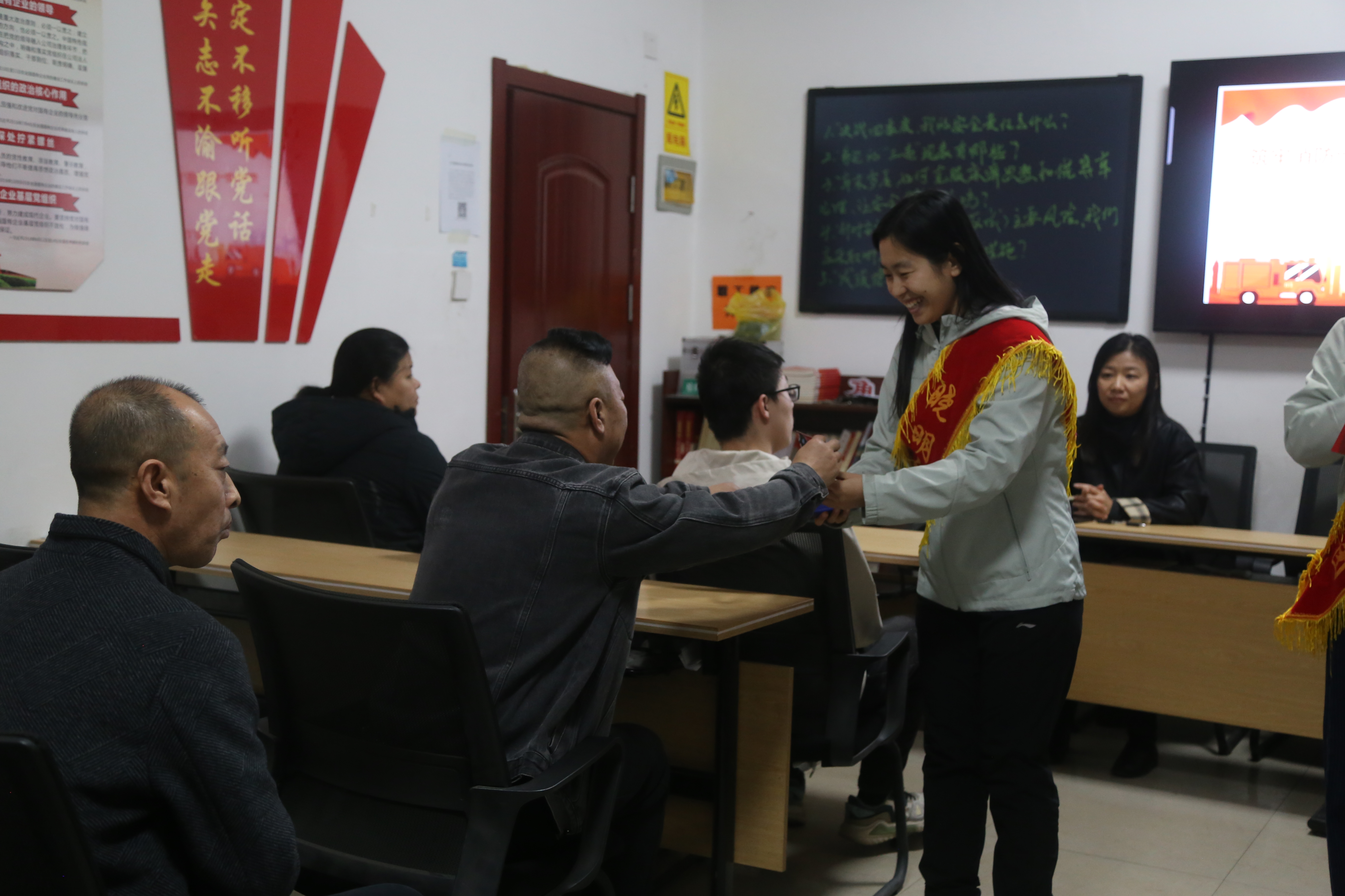 202511120844171904.jpg 202511120844171904.jpg